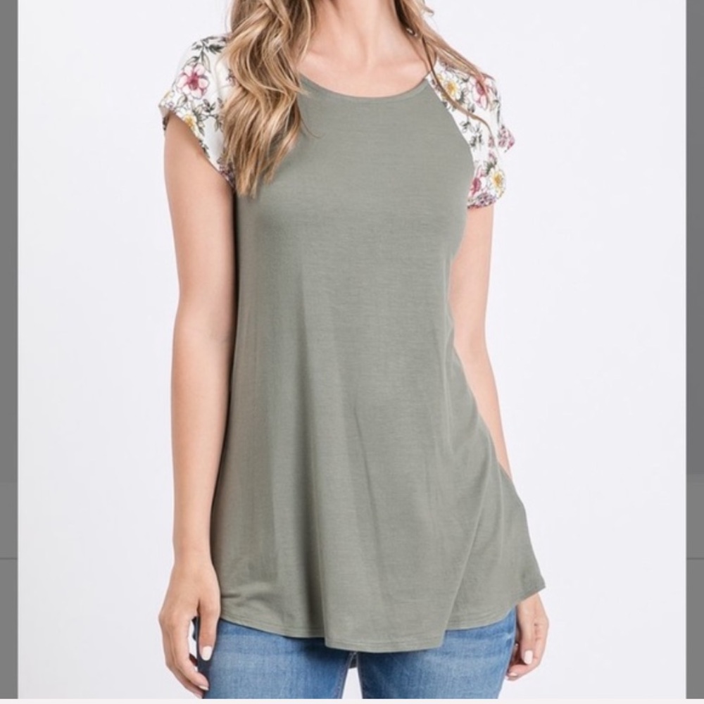 Olive Floral Contrast Cap-Sleeve Tee, M